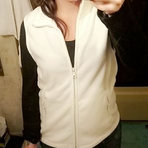 Izzy scrubs medium white vest